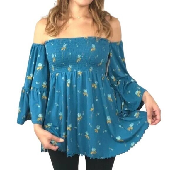 Free People Lana Smocked Off-the-Shoulder Floral Tunic in Mermaid Combo - Picture 3 of 9